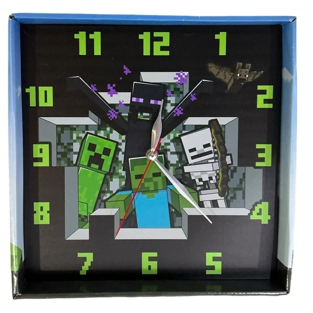 Minecraft Wall Clock Block Creeper Analog Quartz Battery Operated 11 in NEW NIB